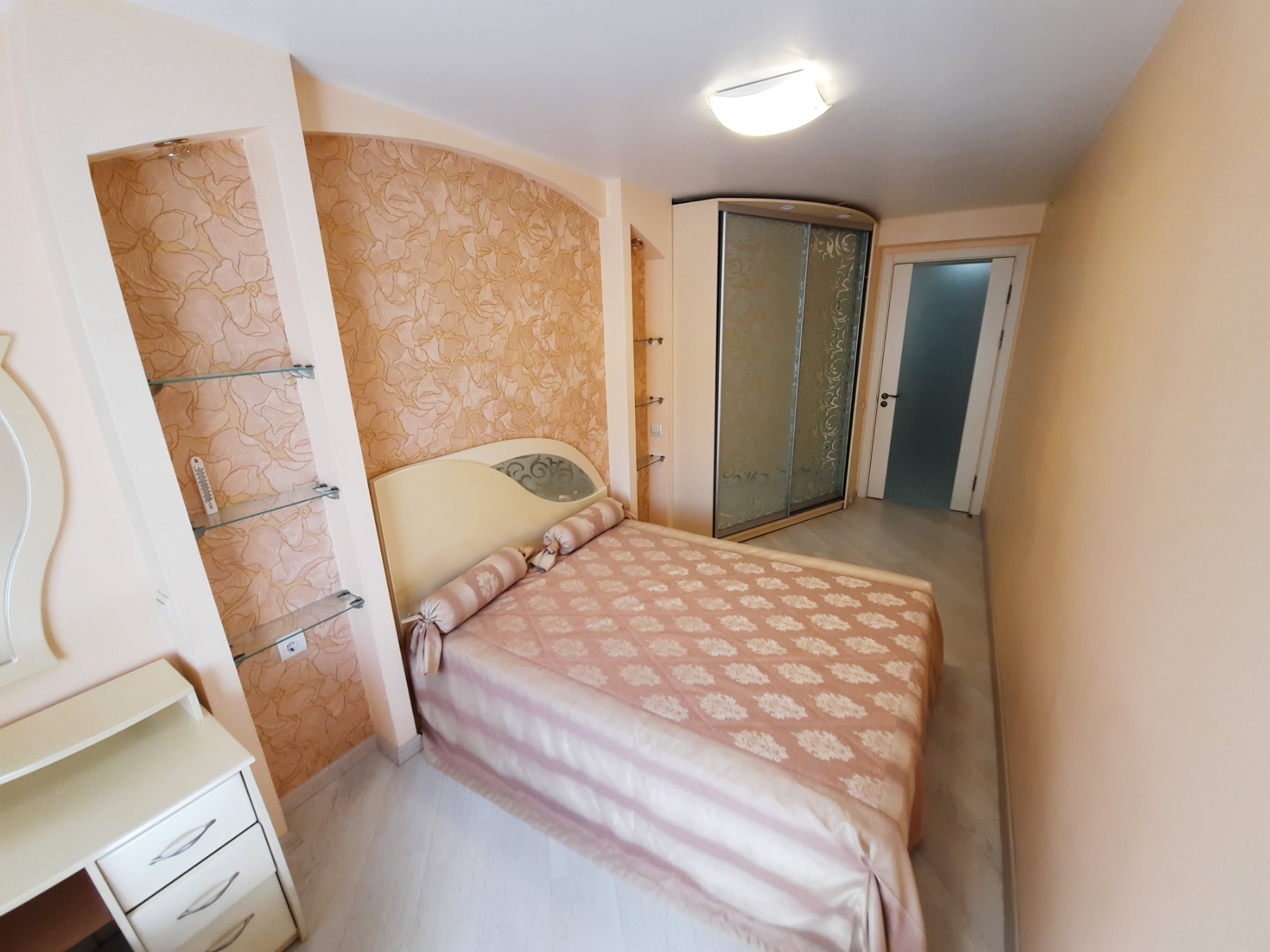 Аренда 3-комнатной квартиры 56 м², Академика Янгеля ул., 1