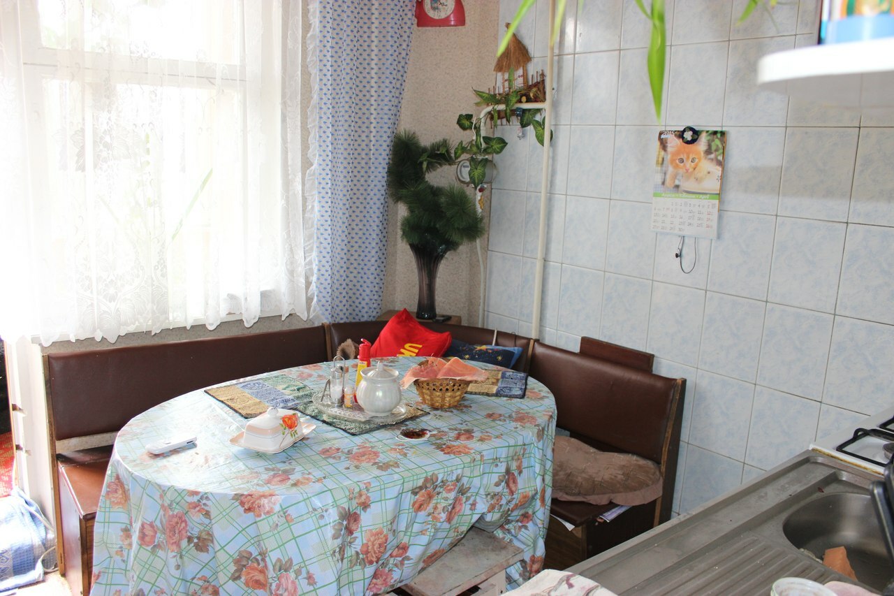 Продаж 3-кімнатної квартири 72 м², Нституцька ул., 4