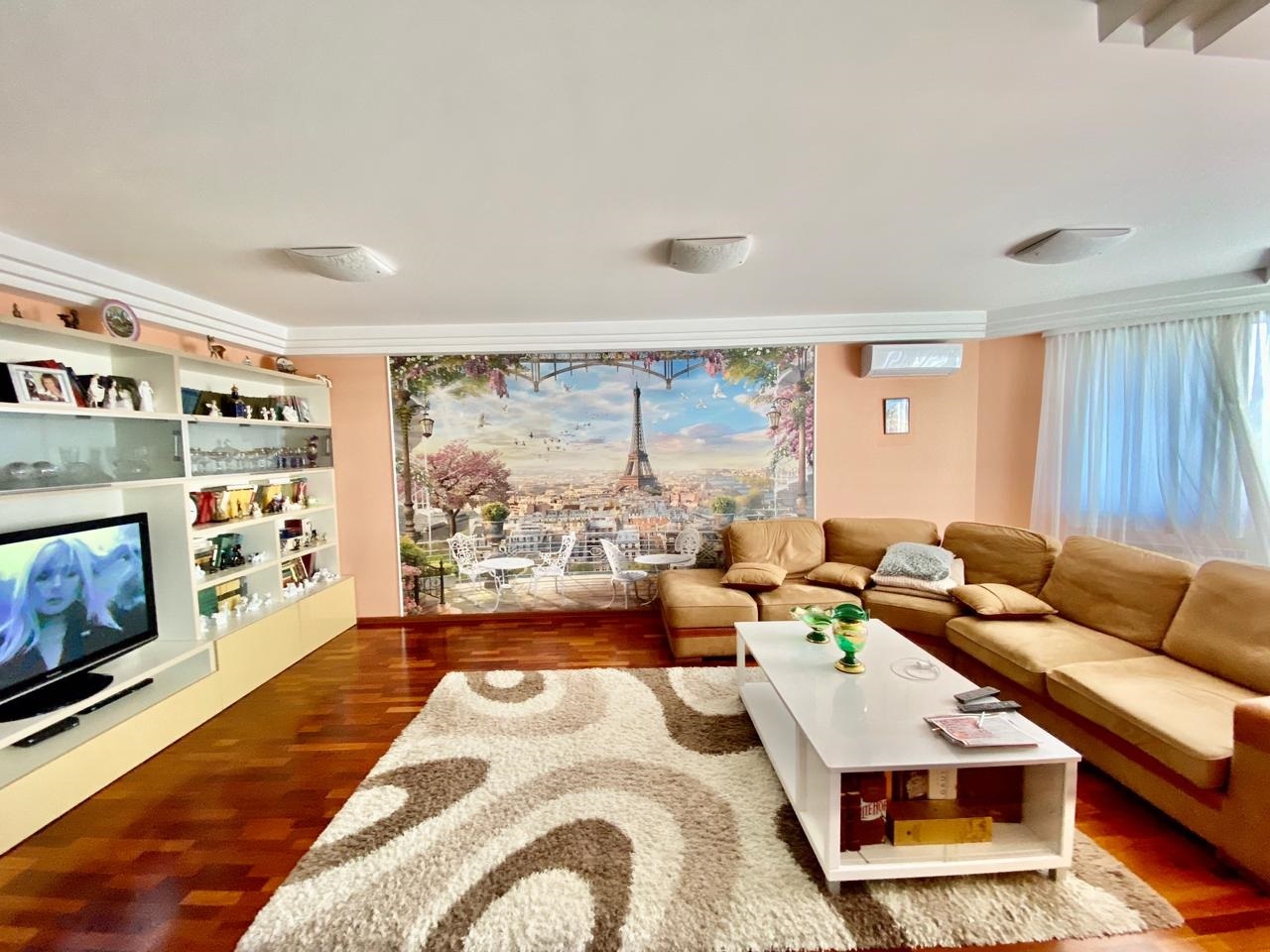 Продаж 3-кімнатної квартири 140 м², Володимира Антоновича вул., 26
