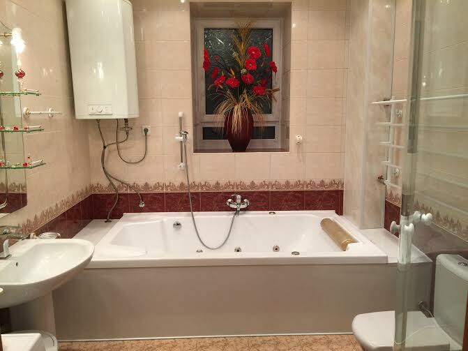 Продаж 4-кімнатної квартири 150 м², Гагаріна просп., 5