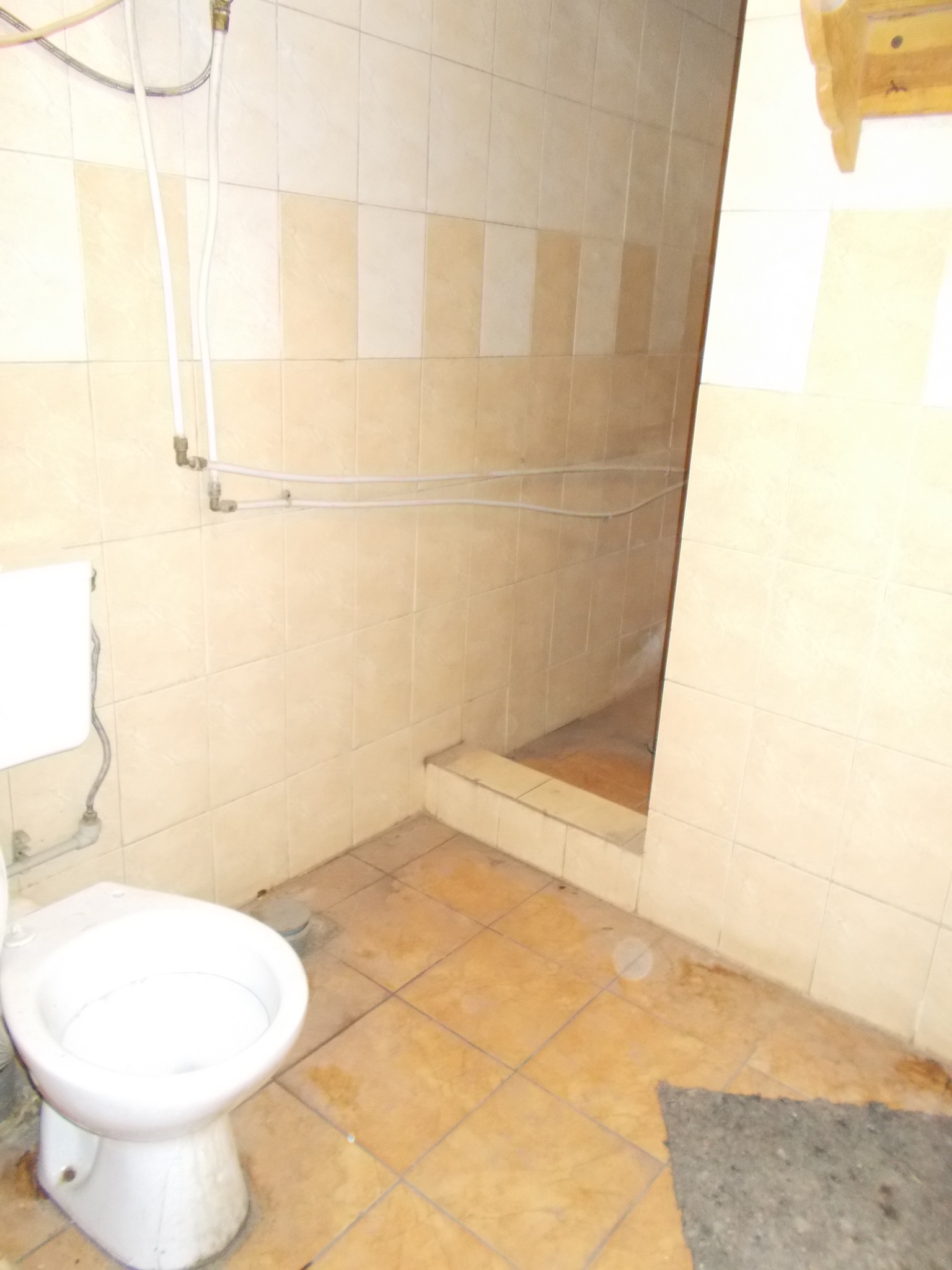 Оренда комерції 900 м², Івана Мазепи вул., кожедуба ул., 48