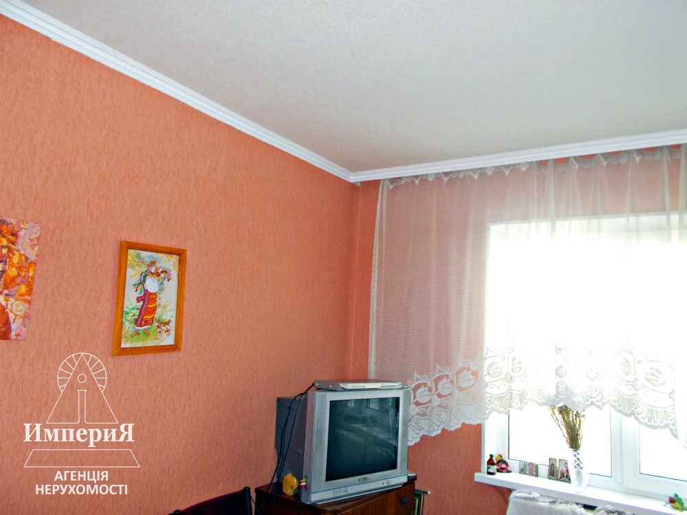 Продаж 3-кімнатної квартири 70 м², Рибна вул., 8