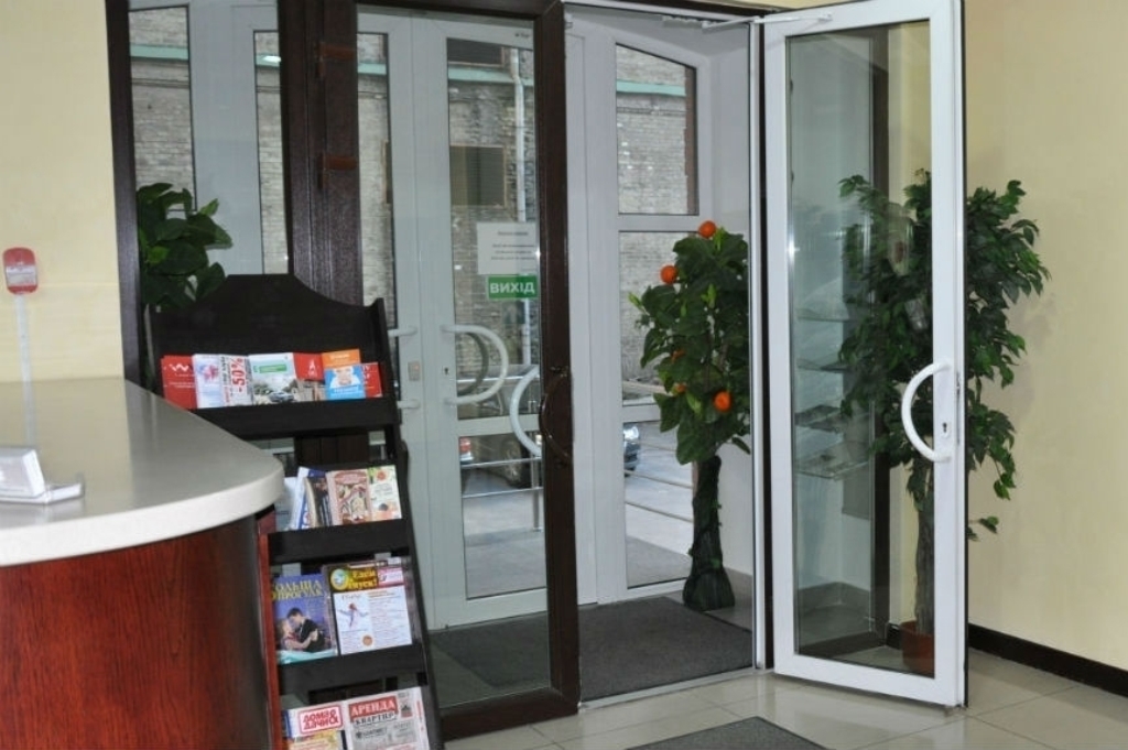 Оренда офісу 327 м², Ігорівська вул., 12Б