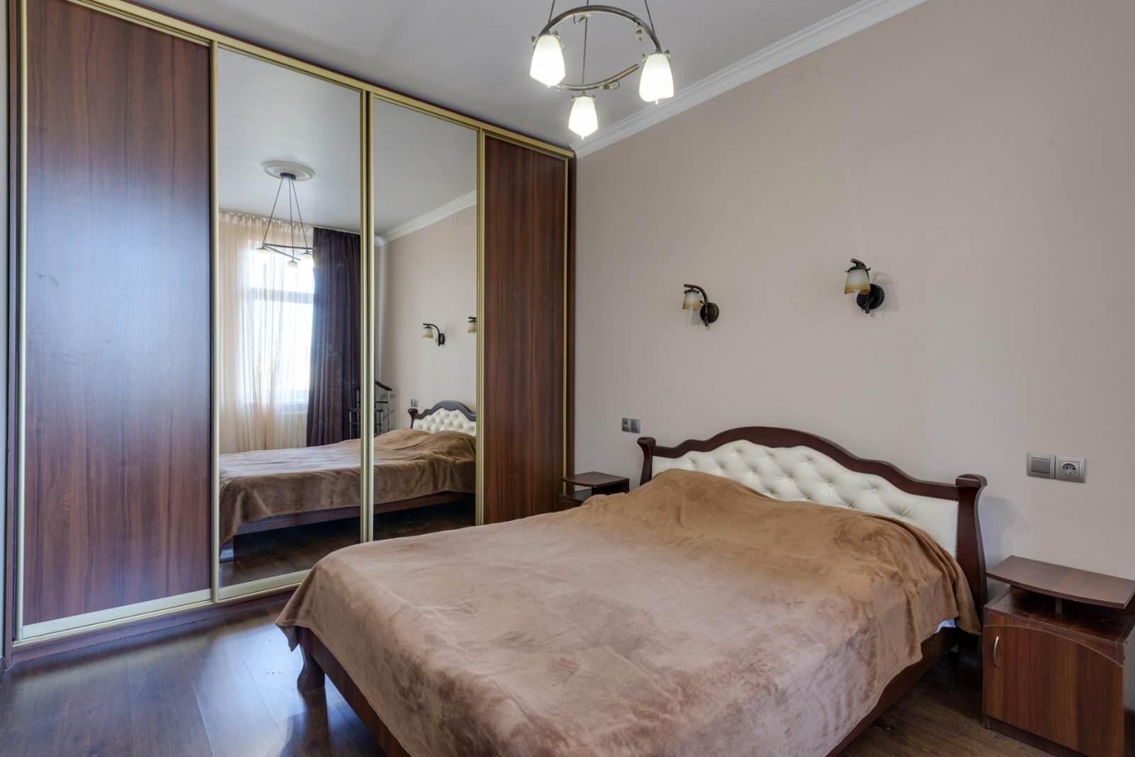 2-комнатная квартира посуточно 78 м², Леси Украинки бул., 7А