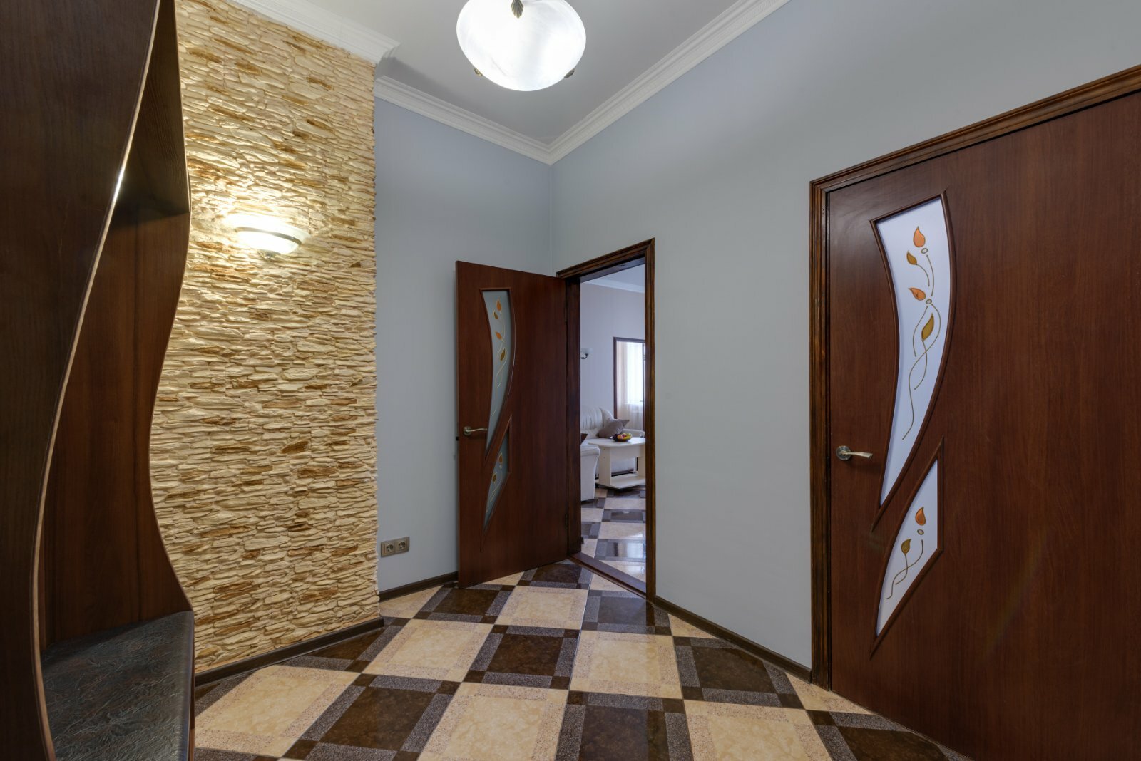 2-комнатная квартира посуточно 78 м², Леси Украинки бул., 7А