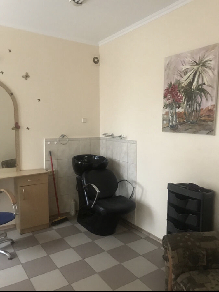 Продажа бизнес-центра 820 м², Нижняя Пятихатская ул., 18