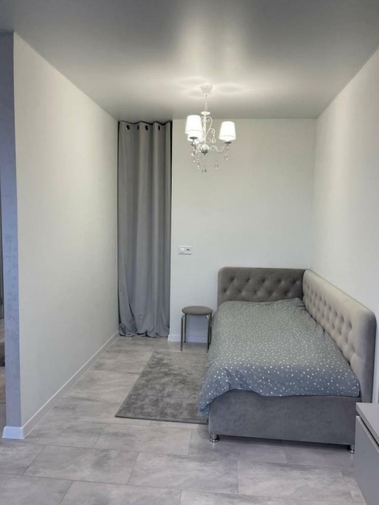 Продаж 1-кімнатної квартири 43 м², Богдана Хмельницького вул., 11А