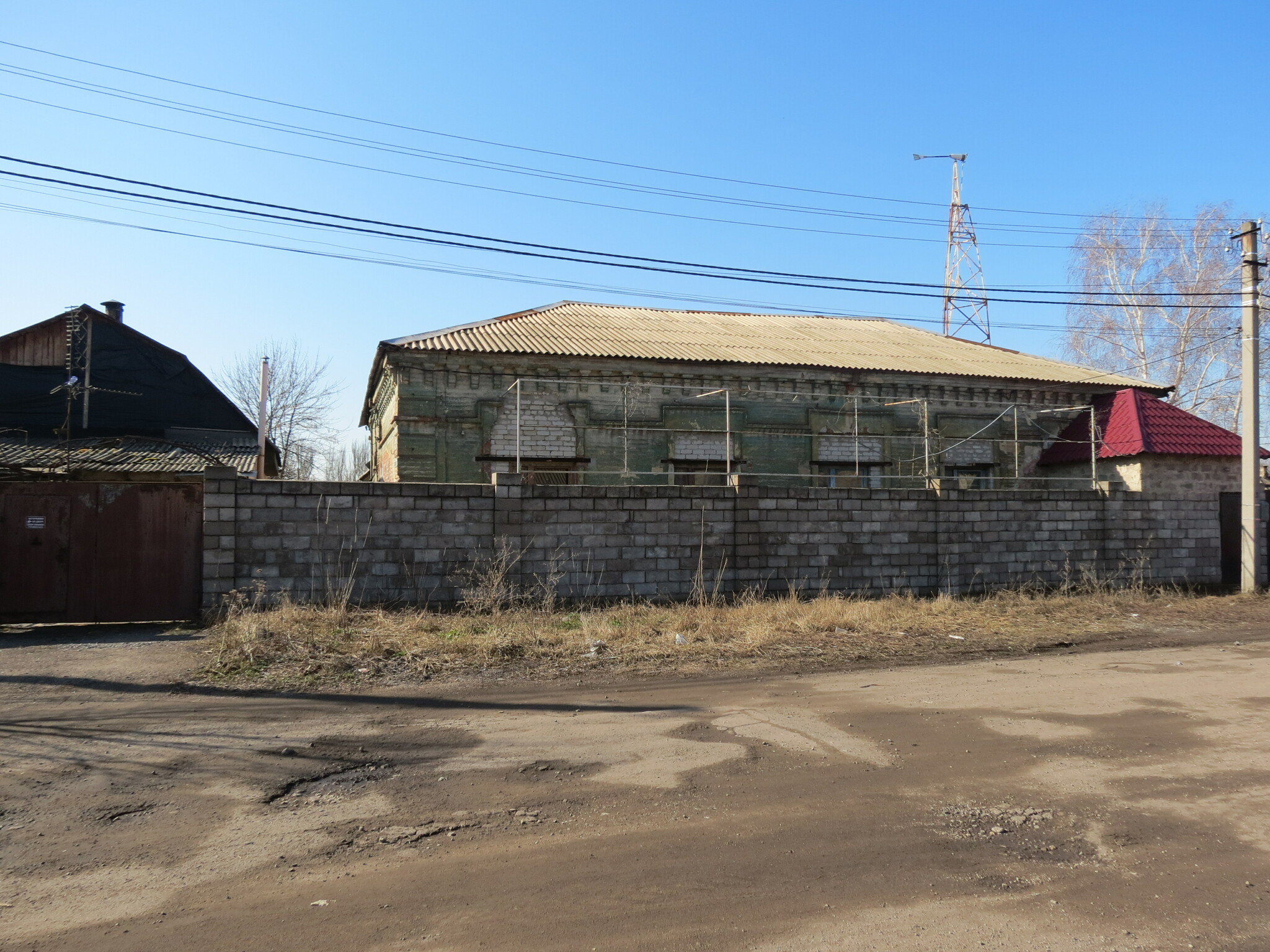 Продажа комплекса зданий 366 м², 301-ой Донецкой Дивизии ул., 111