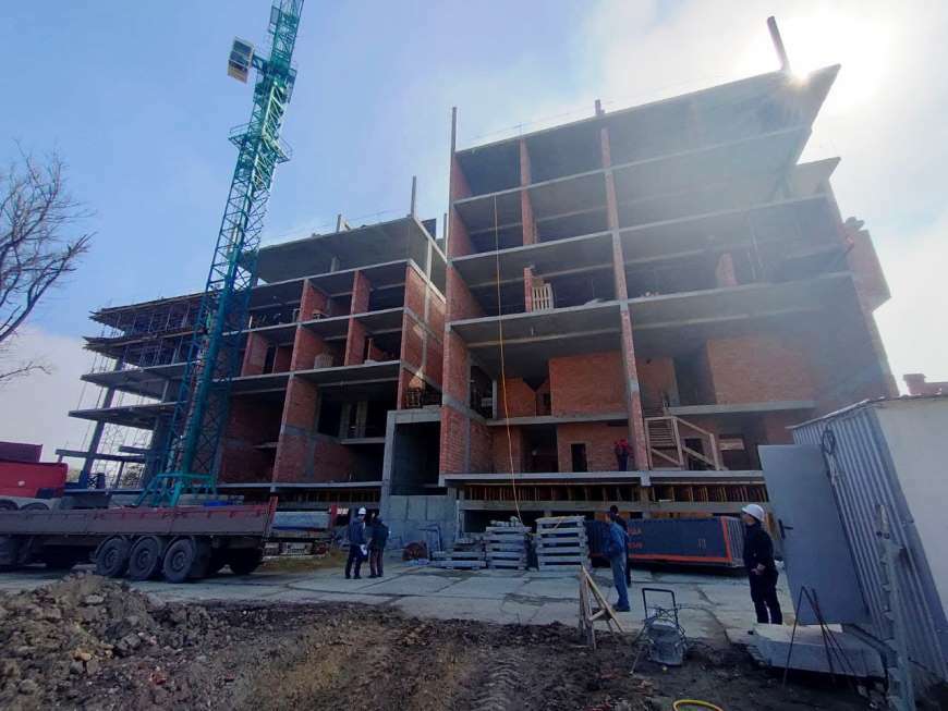 Хід будівництва КБ Сапфір, квіт, 2021 рік
