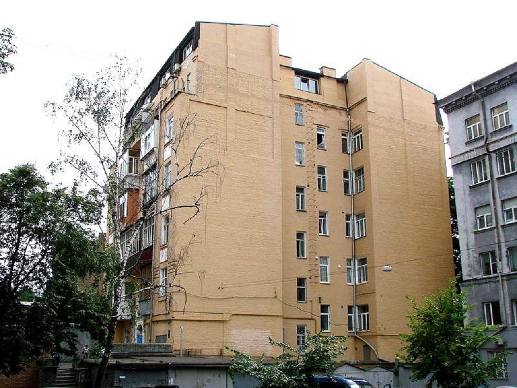 Продаж 4-кімнатної квартири 120 м², Івана Франка вул., 20Б