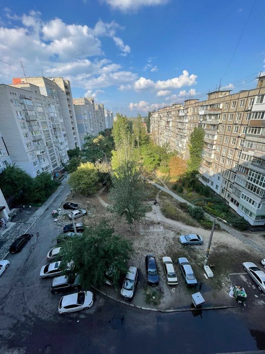 Аренда 4-комнатной квартиры 80 м², Маршала Малиновского ул., 6