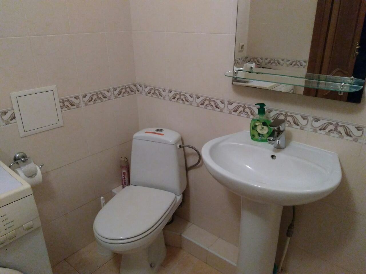 2-комнатная квартира посуточно 53 м², Кловский спуск, 24