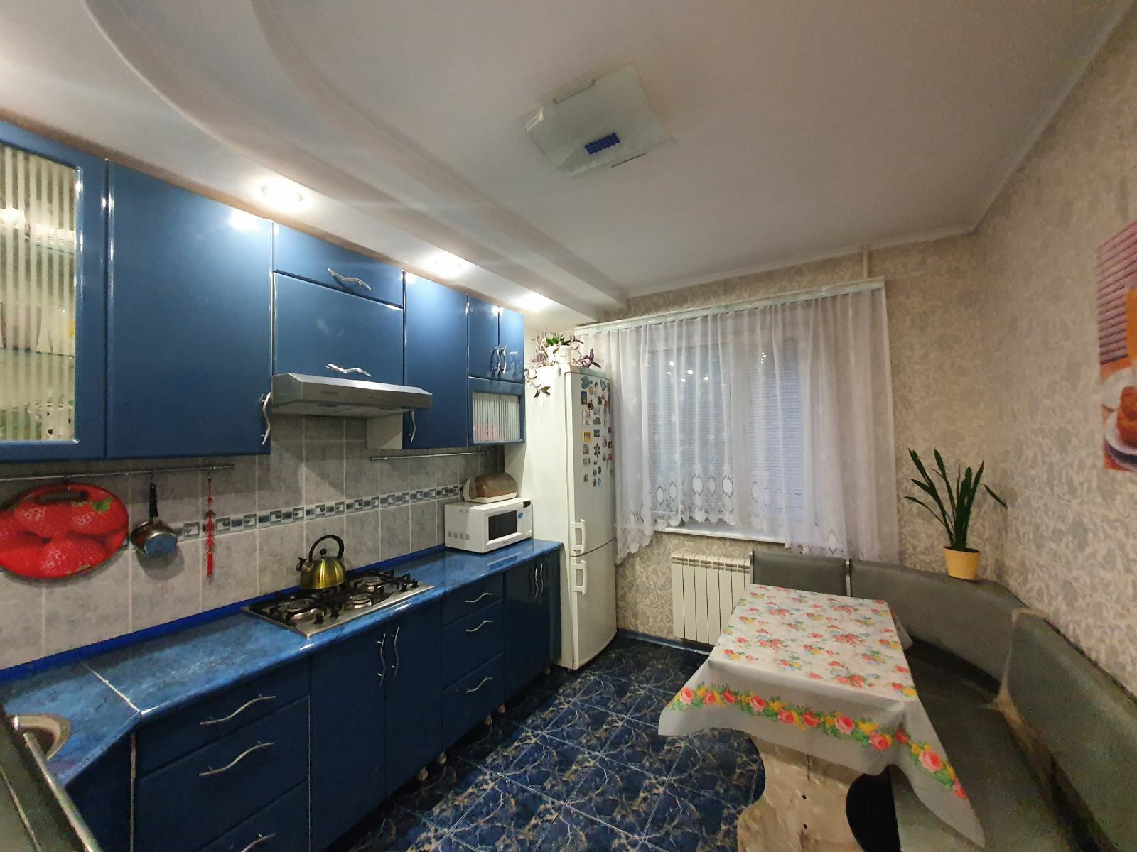 Продаж 4-кімнатної квартири 89 м², Василія Сергієнка вул.