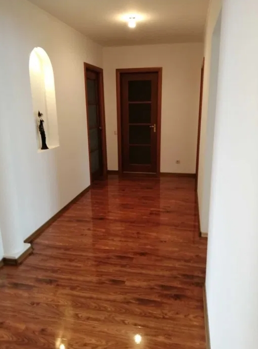 Продажа 3-комнатной квартиры 110 м², Богдана Хмельницкого ул., 52