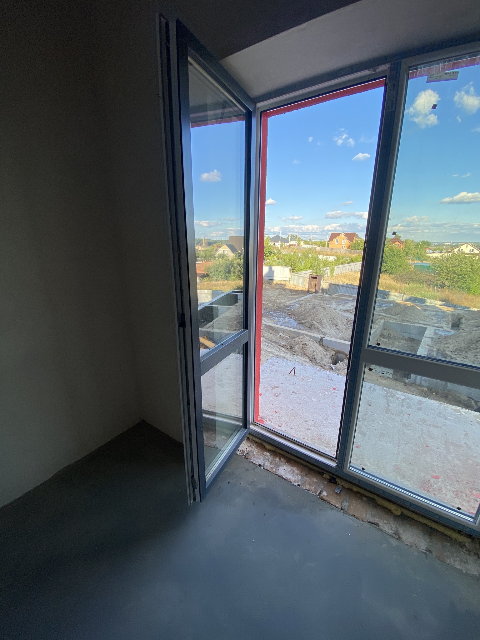 Продажа 2-комнатной квартиры 64 м², Яровая ул., 216