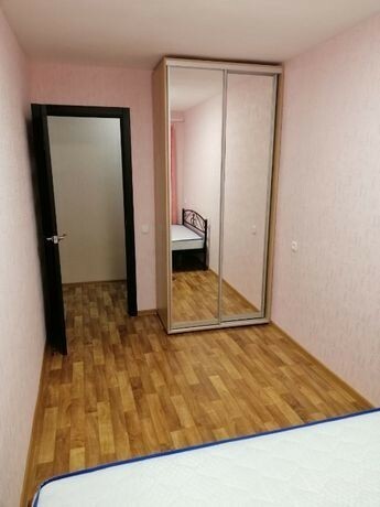 Оренда 2-кімнатної квартири 45 м², Олександра Поля просп., 104