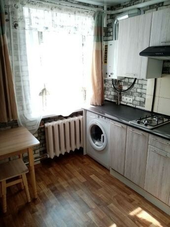 Аренда 2-комнатной квартиры 45 м², Александра Поля просп., 104