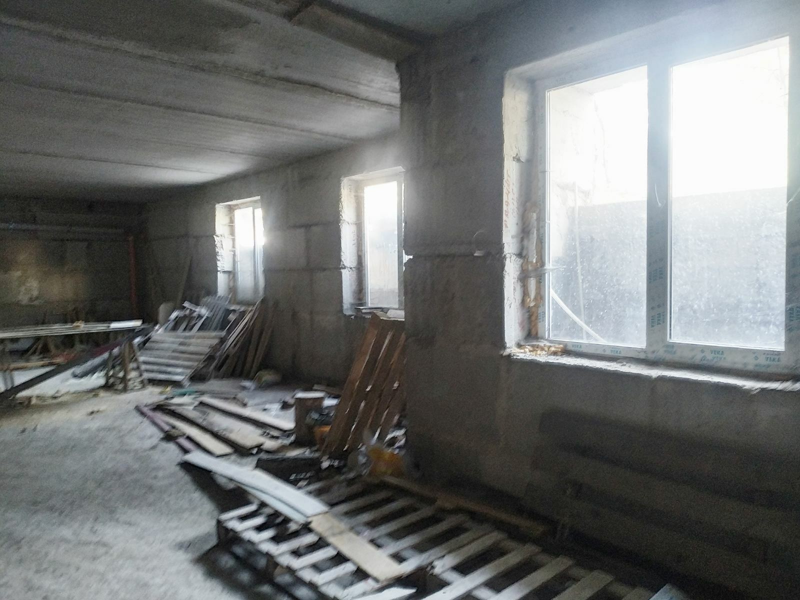 Продаж приміщення вільного призначення 179 м², Європейська (Радянська) вул., 4Б