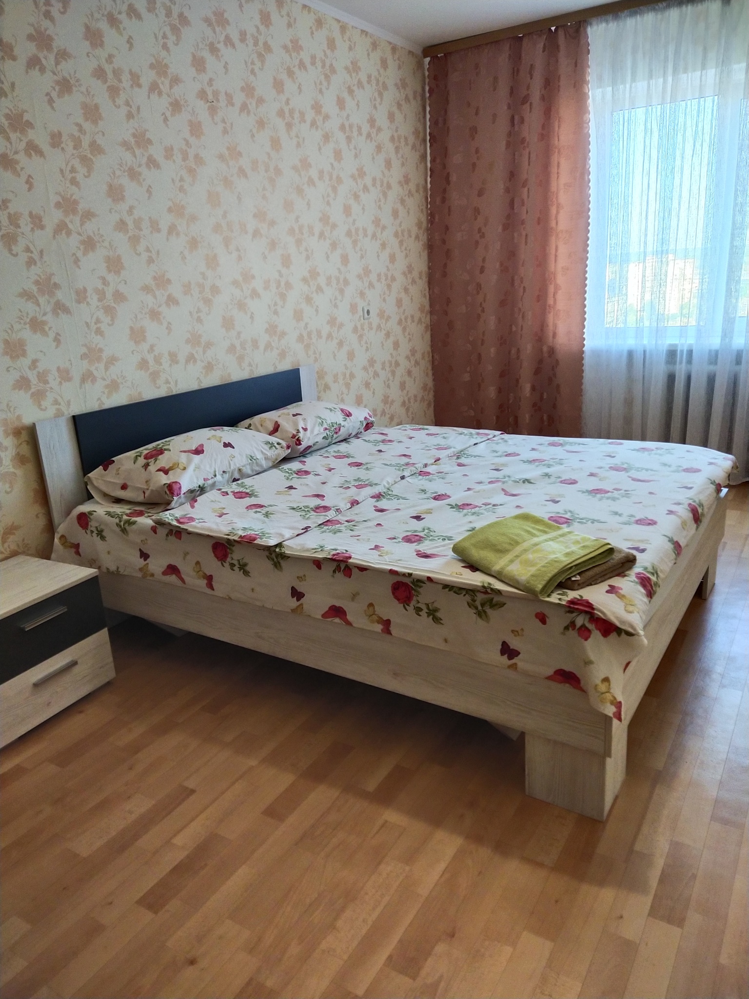 2-комнатная квартира посуточно 65 м², Марины Цветаевой ул., 3