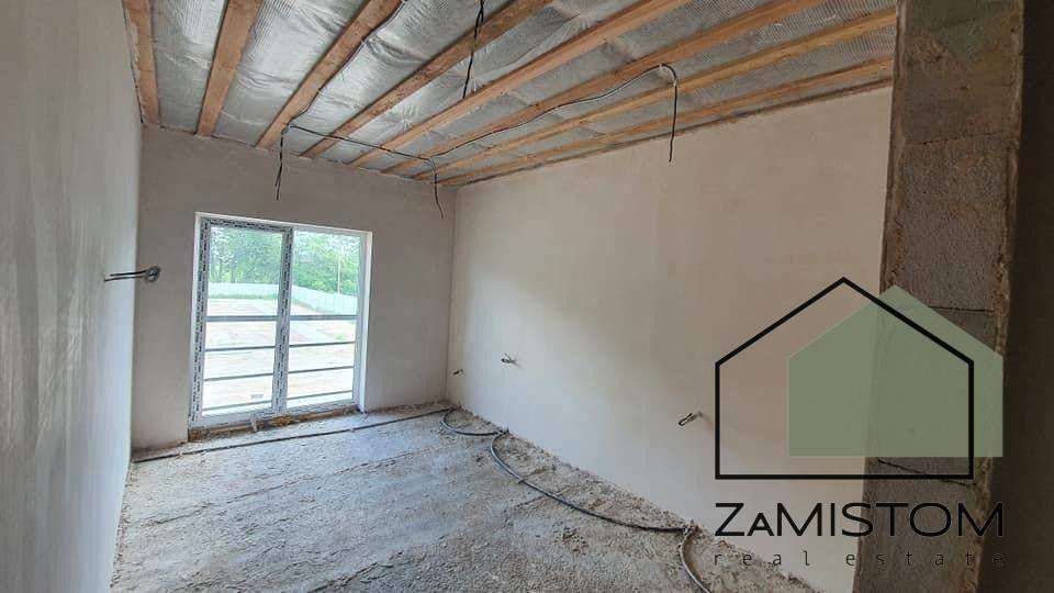 Продаж 2-кімнатної квартири 72 м²