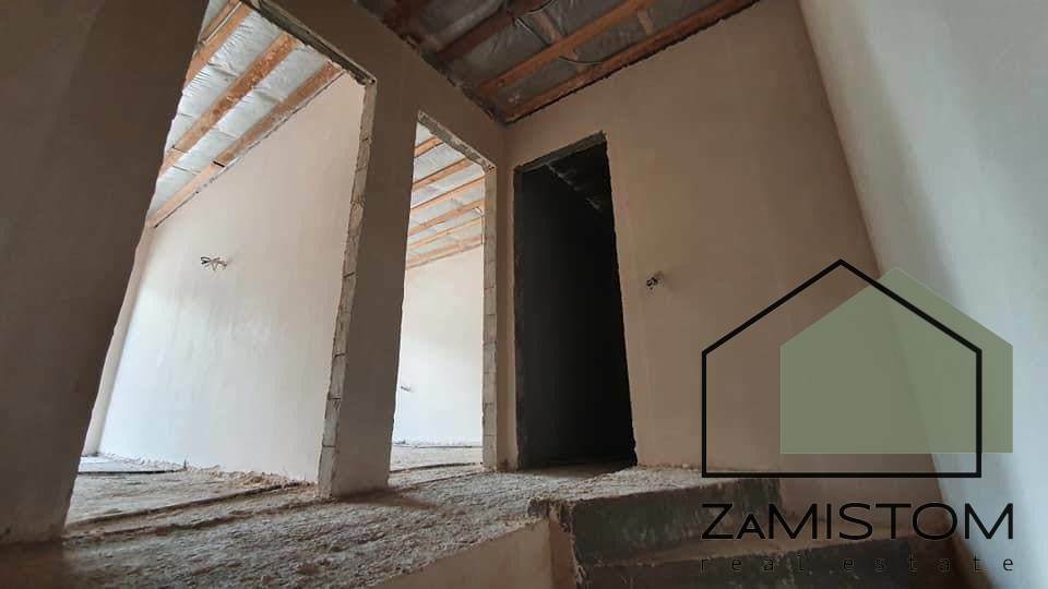 Продаж 2-кімнатної квартири 72 м²