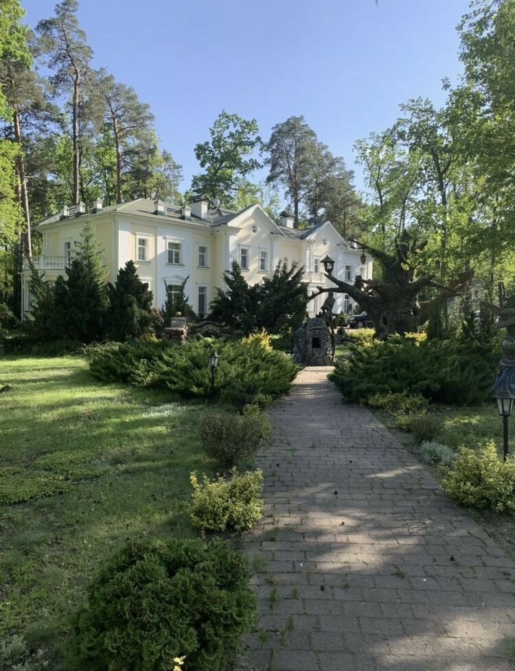 Продажа поместья 1000 м²