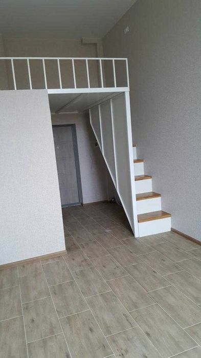 Продаж 2-рівневої квартири 26 м², Шевченківський пров.