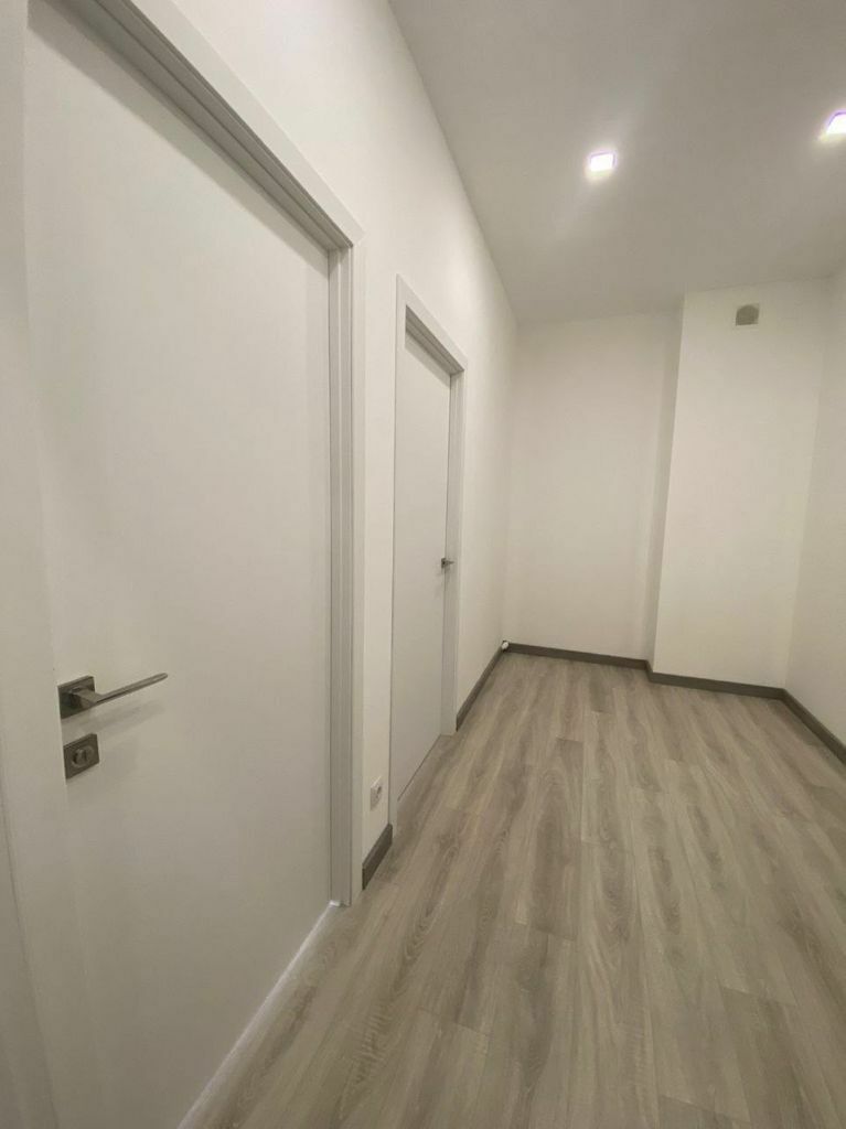 Продаж 2-кімнатної квартири 40 м², Набережна Перемоги вул., 68
