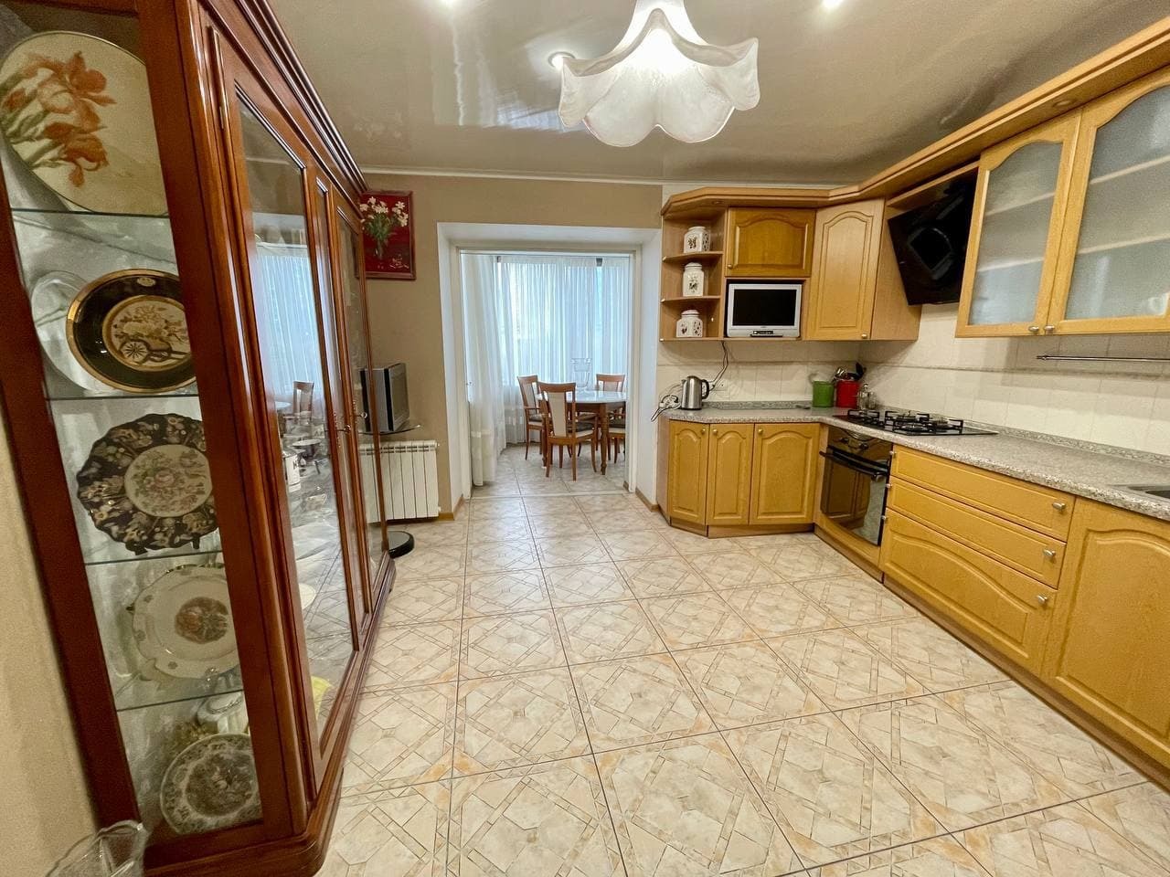 Продажа 5-комнатной квартиры 140 м², Литейная ул.