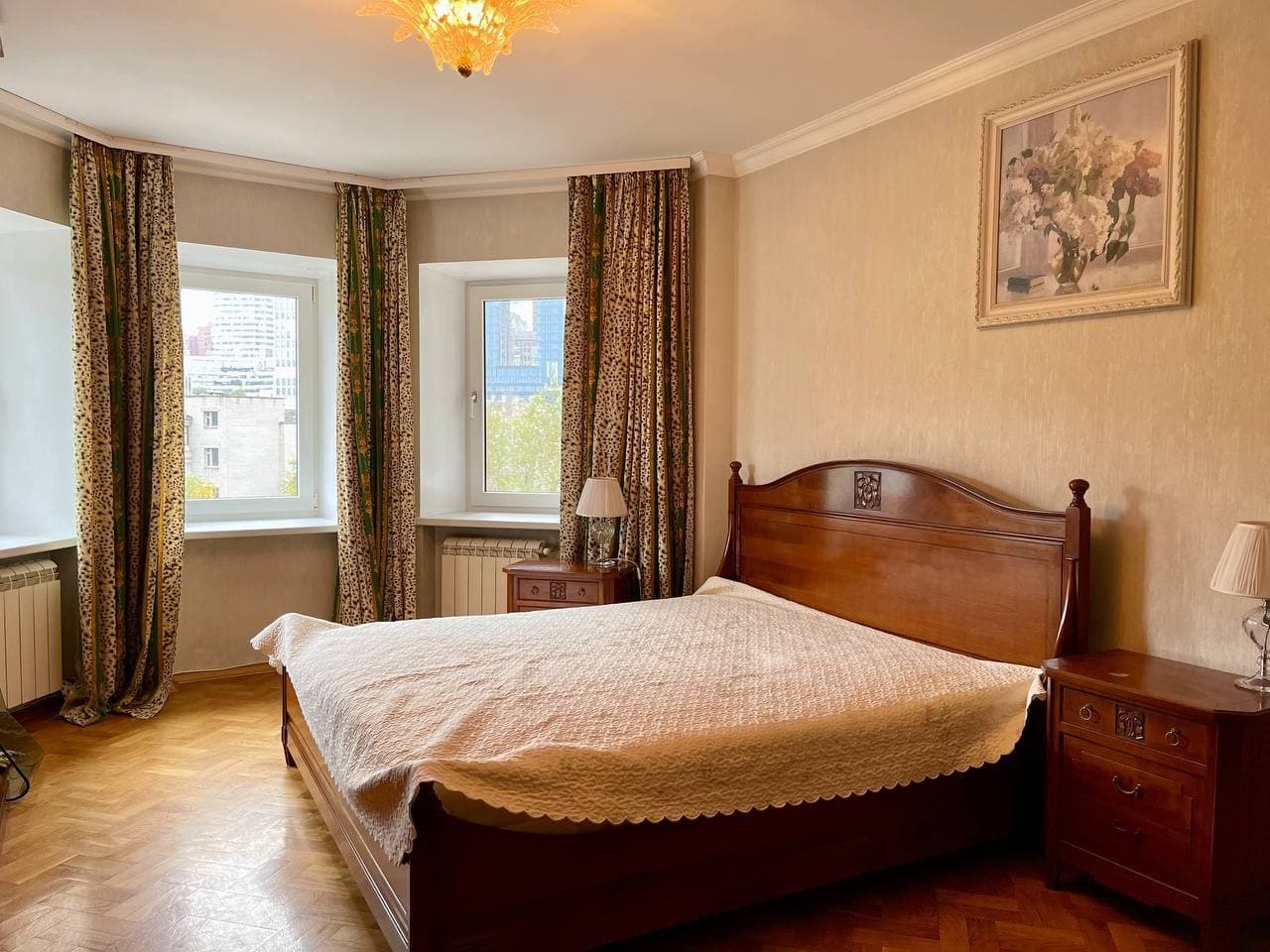 Продажа 5-комнатной квартиры 140 м², Литейная ул.