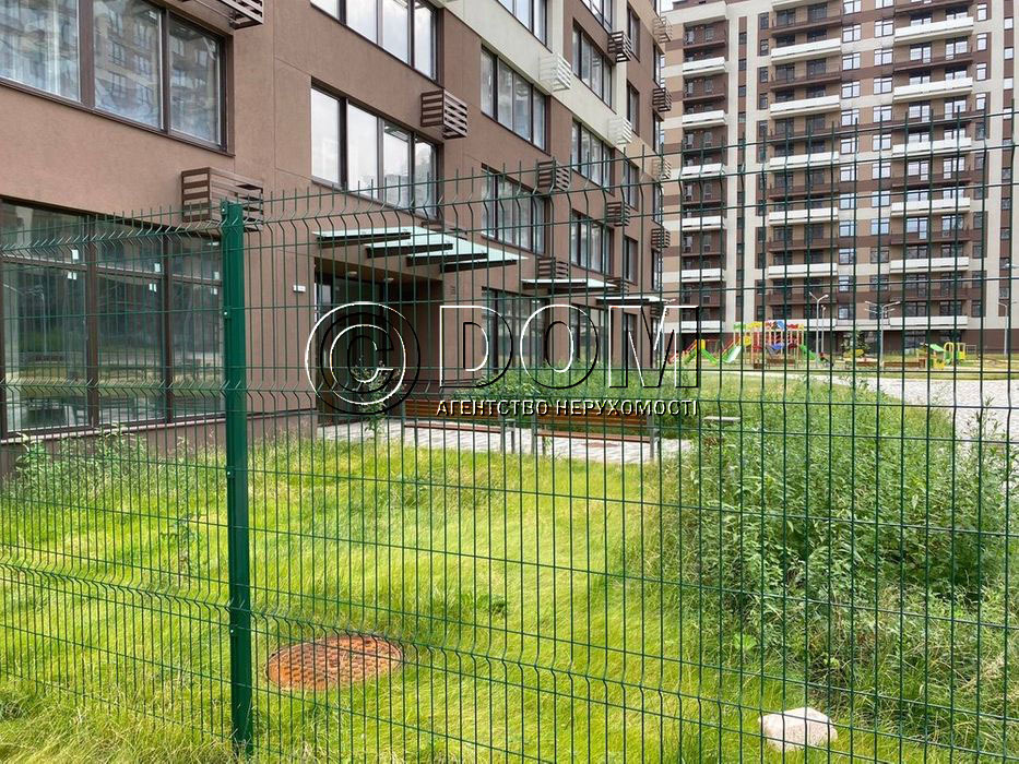 Продажа 3-комнатной квартиры 83 м², Александра Олеся ул., 4Б