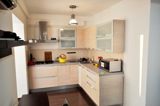 Продаж 2-кімнатної квартири 50 м², Велика Васильківська вул., 145