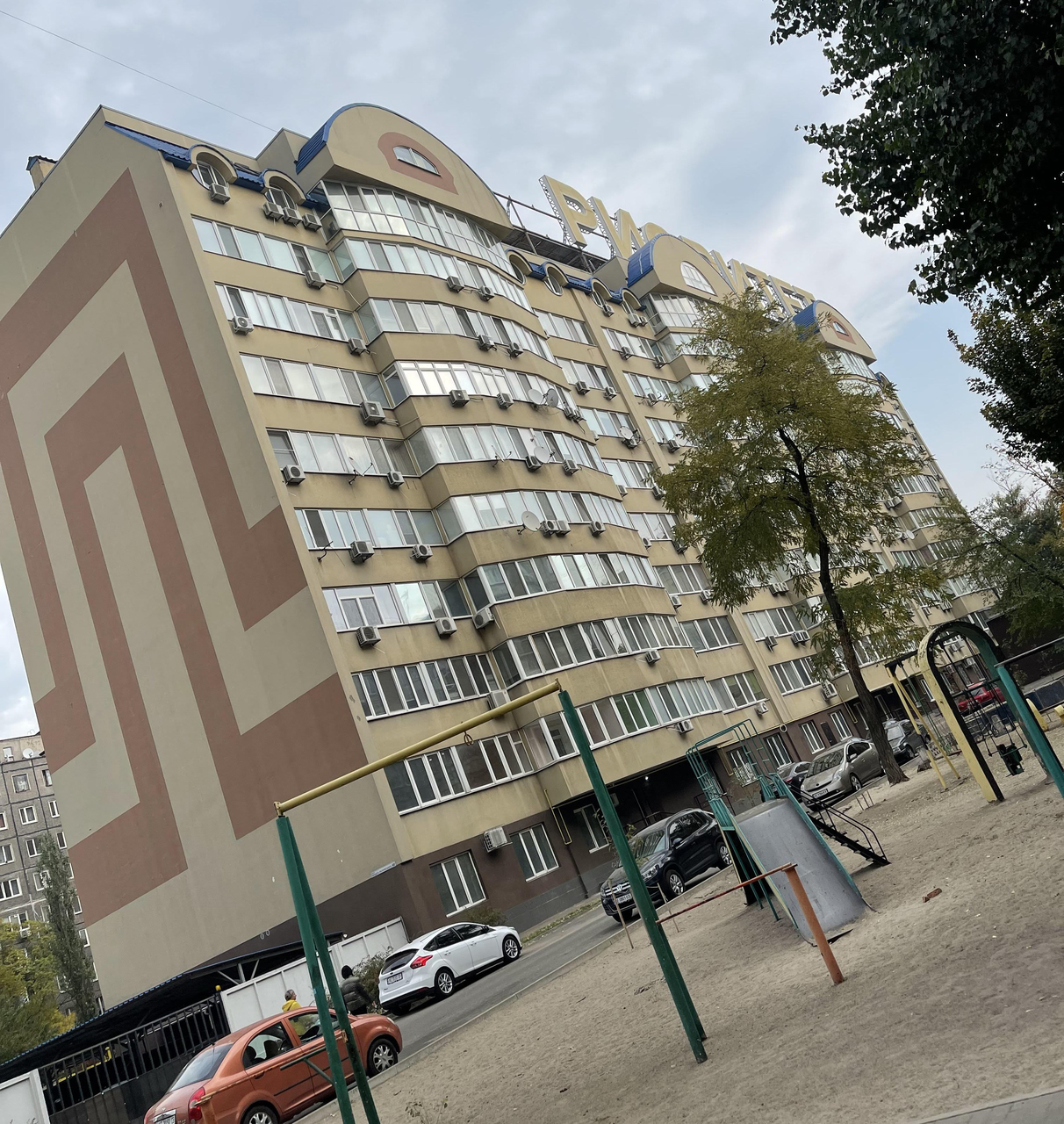 Продажа 3-комнатной квартиры 116 м², Маршала Малиновского ул., 48А
