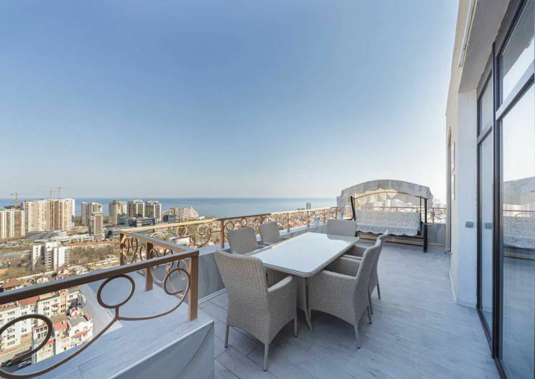 Продажа 3-комнатной квартиры 150 м², Педагогическая ул., ул.23