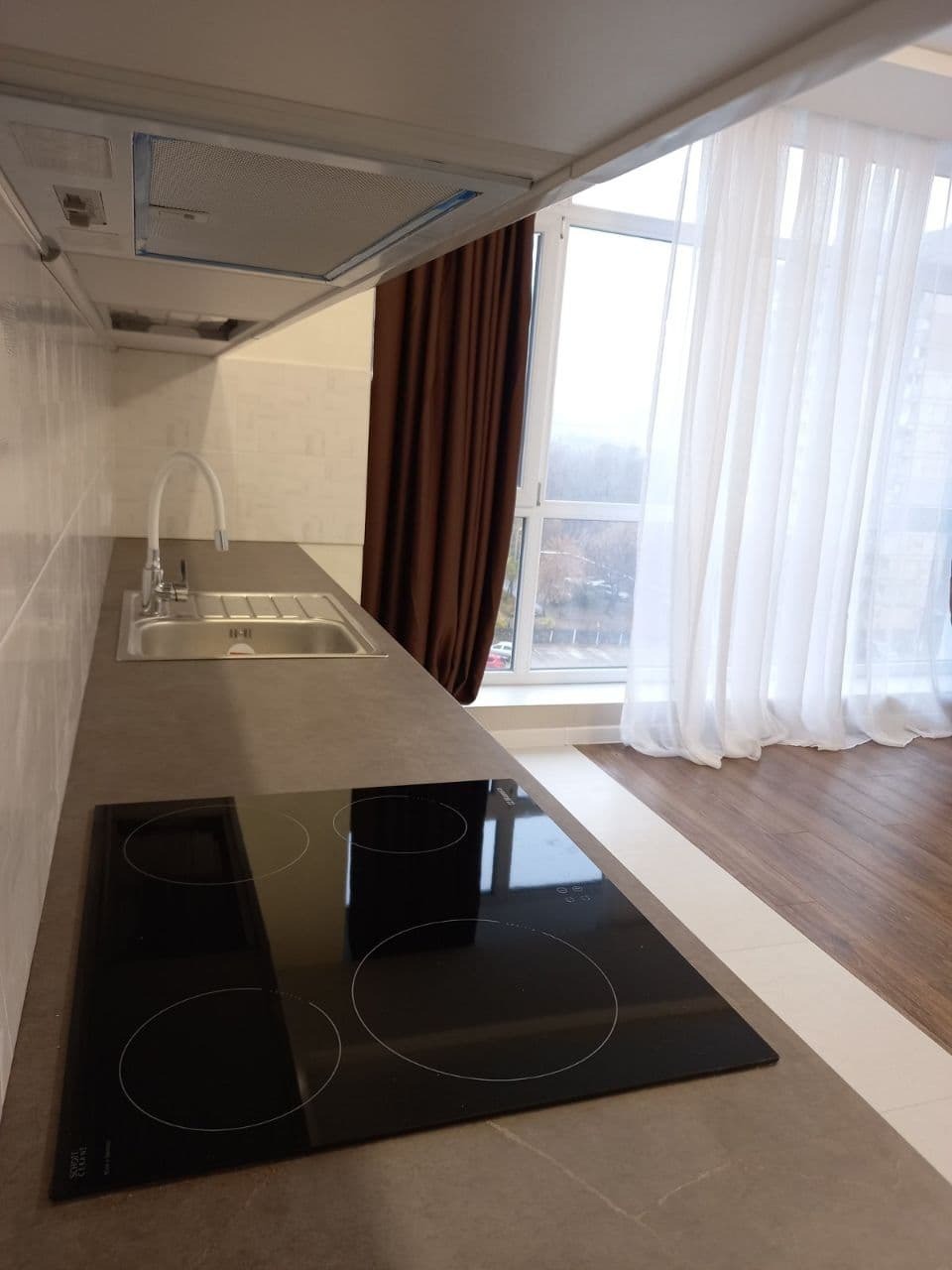 Продажа 3-комнатной квартиры 82 м², Ульянова ул.