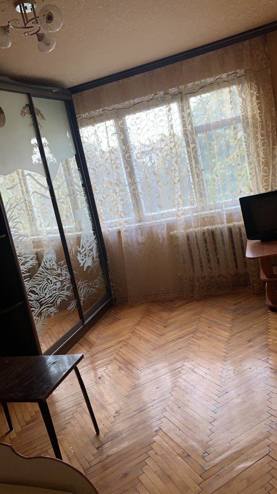 Аренда 3-комнатной квартиры 64 м², Юбилейный просп.