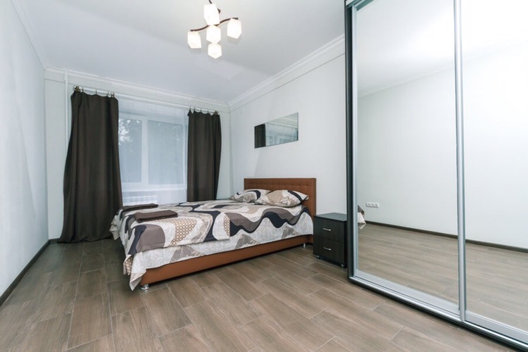 2-комнатная квартира посуточно 65 м², Леси Украинки бул., 17