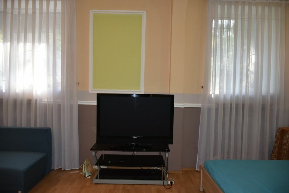 Оренда 2-кімнатної квартири 57 м², Юрія Савченка вул., 6