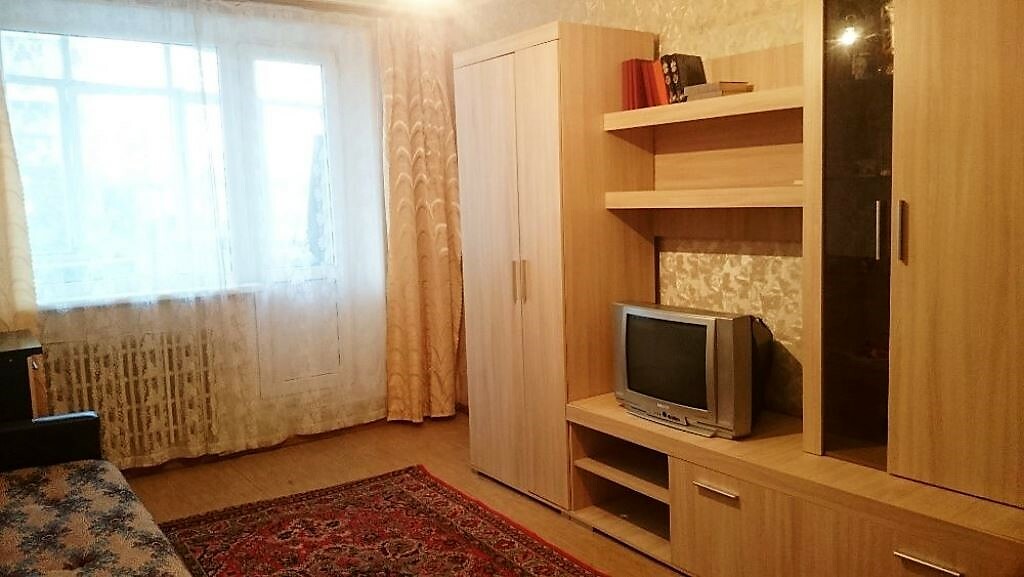 Аренда 1-комнатной квартиры 38 м², Славы бул., 8