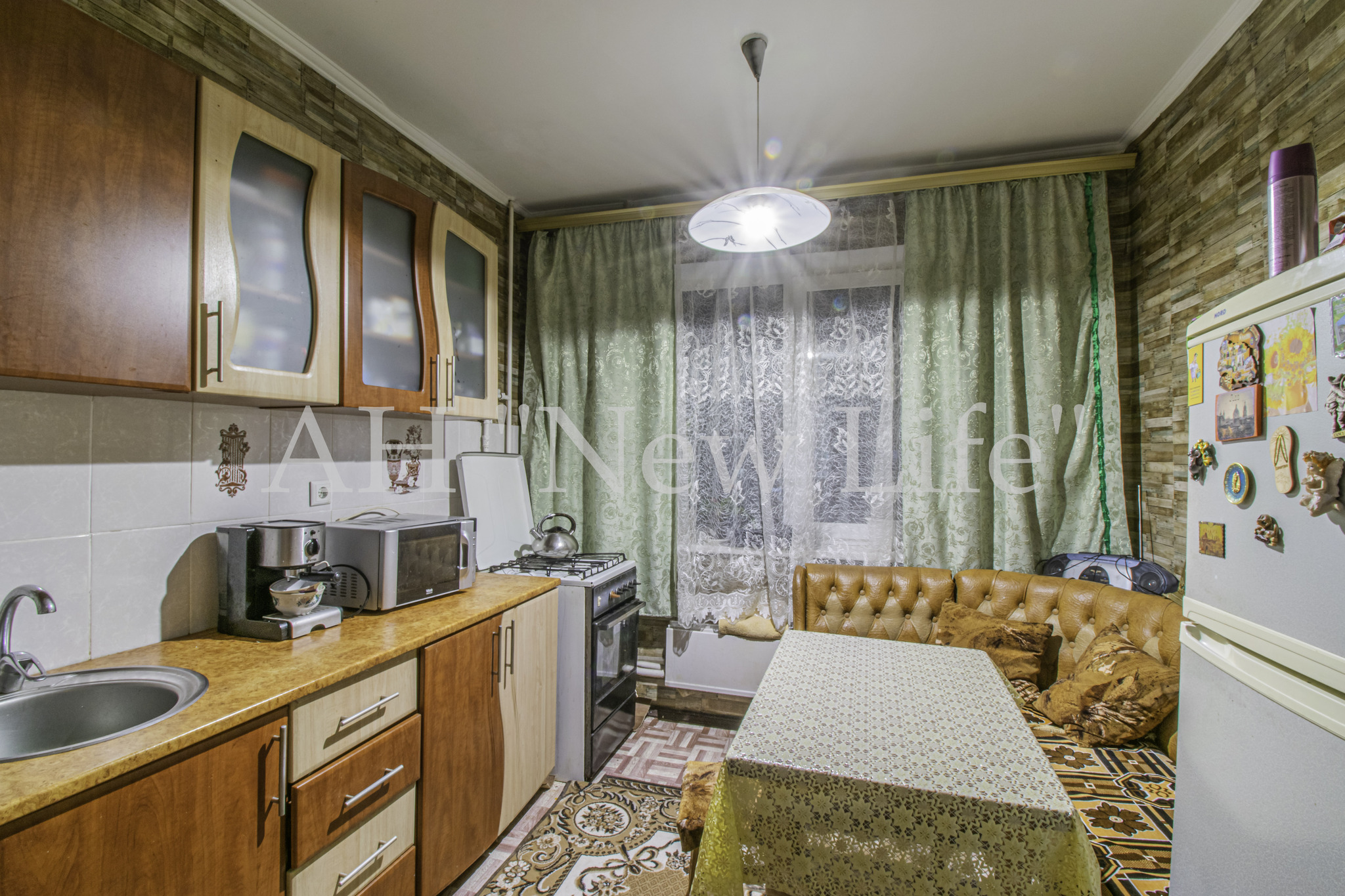 Продажа 3-комнатной квартиры 63 м², Ковпака ул.