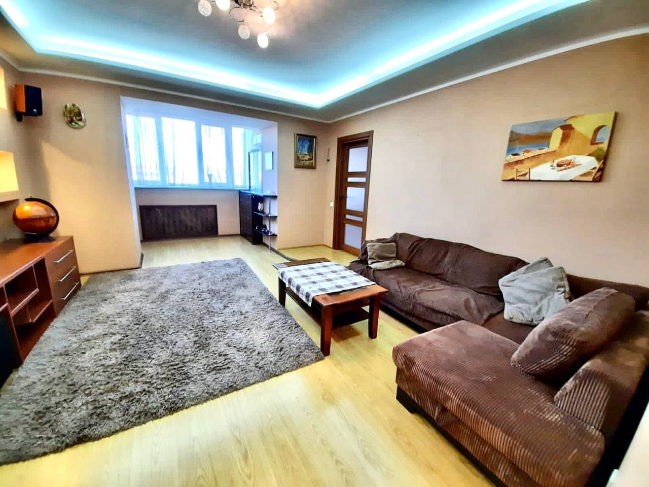 Продажа 3-комнатной квартиры 91 м², Литовская ул.