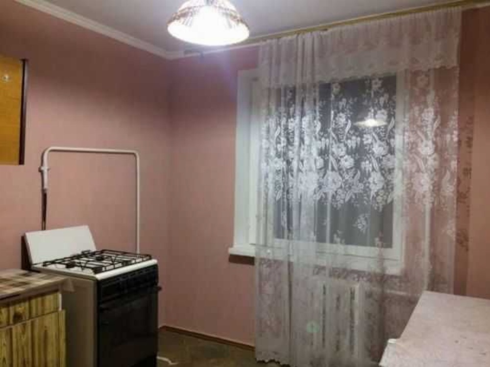 Продаж 2-кімнатної квартири 46 м², Каруни вул., 12