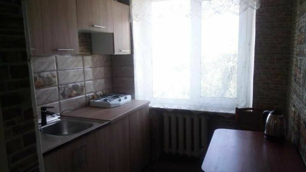Оренда 1-кімнатної квартири 30 м², Саранська вул., 8А
