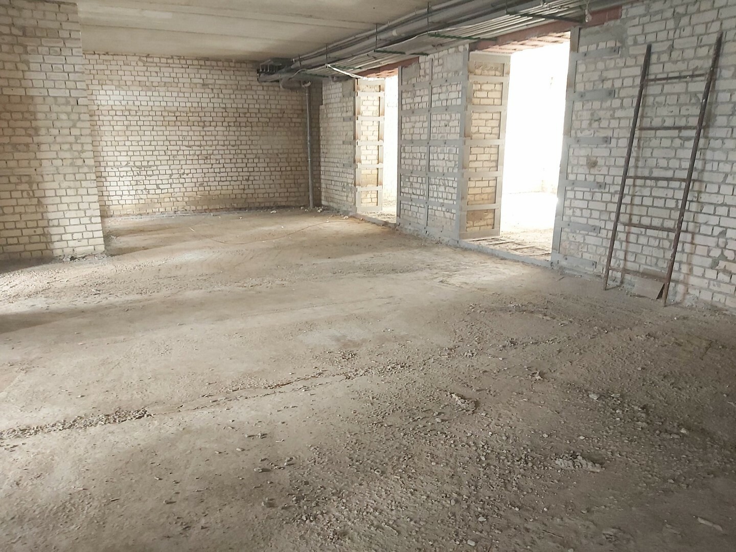 Продаж приміщення вільного призначення 850 м², Клочківська вул., 101Ж