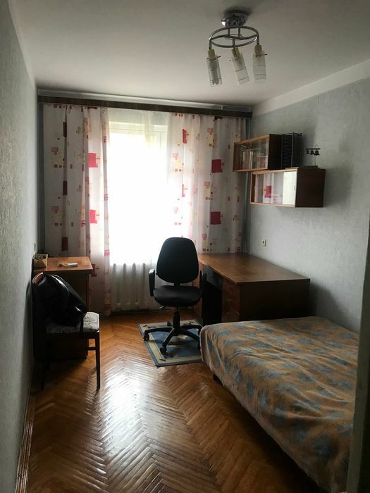 Продажа 3-комнатной квартиры 56 м², Радужная ул., 3А