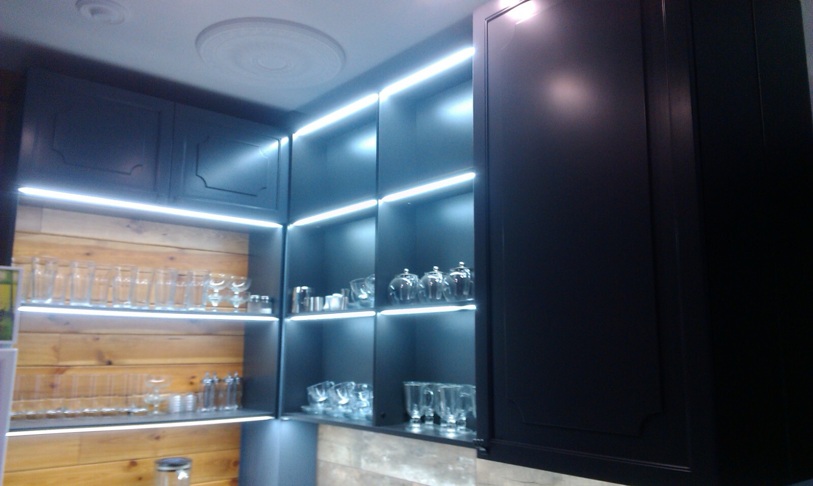 Аренда торгового помещения 13 м², Гвардейцев Широнинцев ул., 33