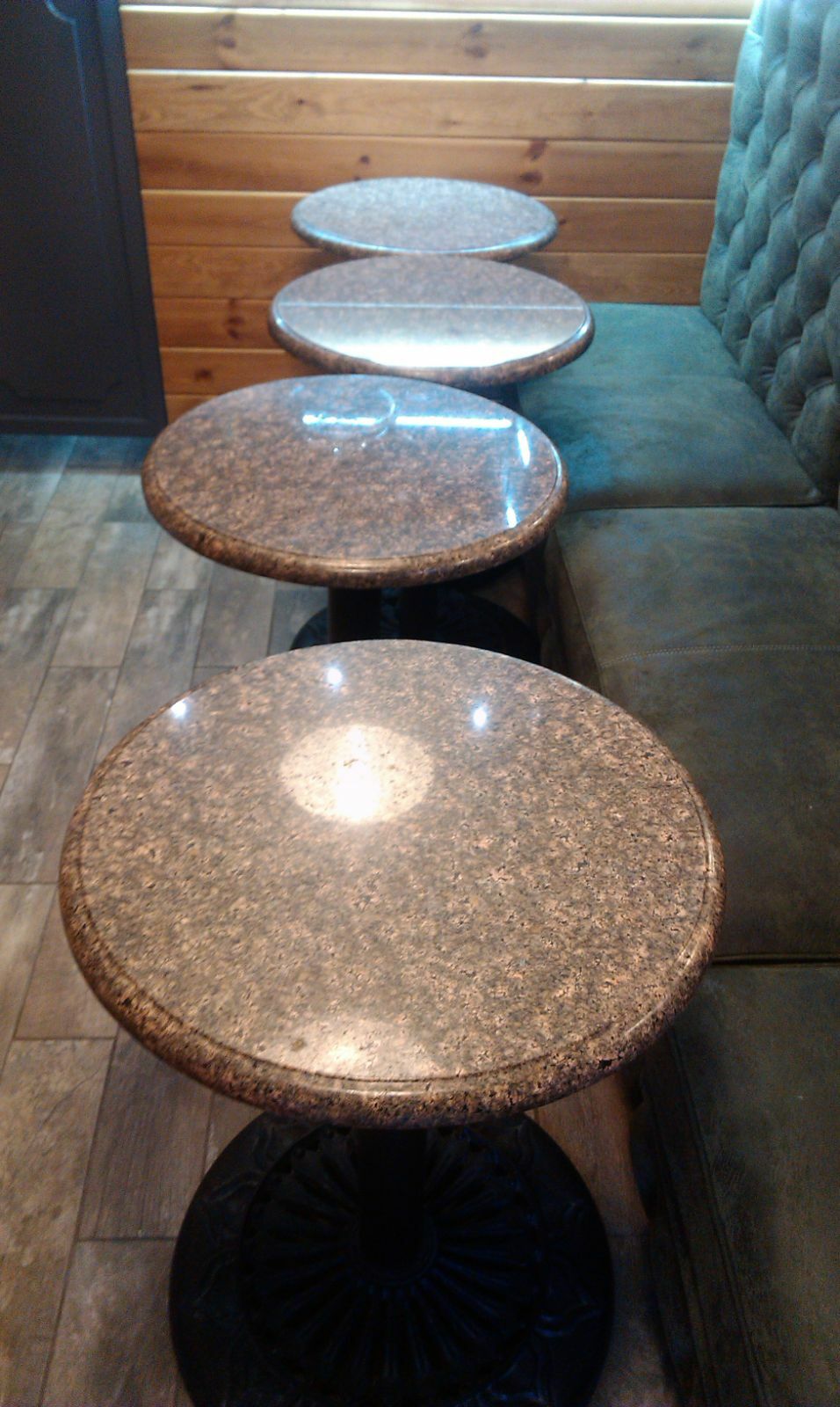 Аренда торгового помещения 13 м², Гвардейцев Широнинцев ул., 33