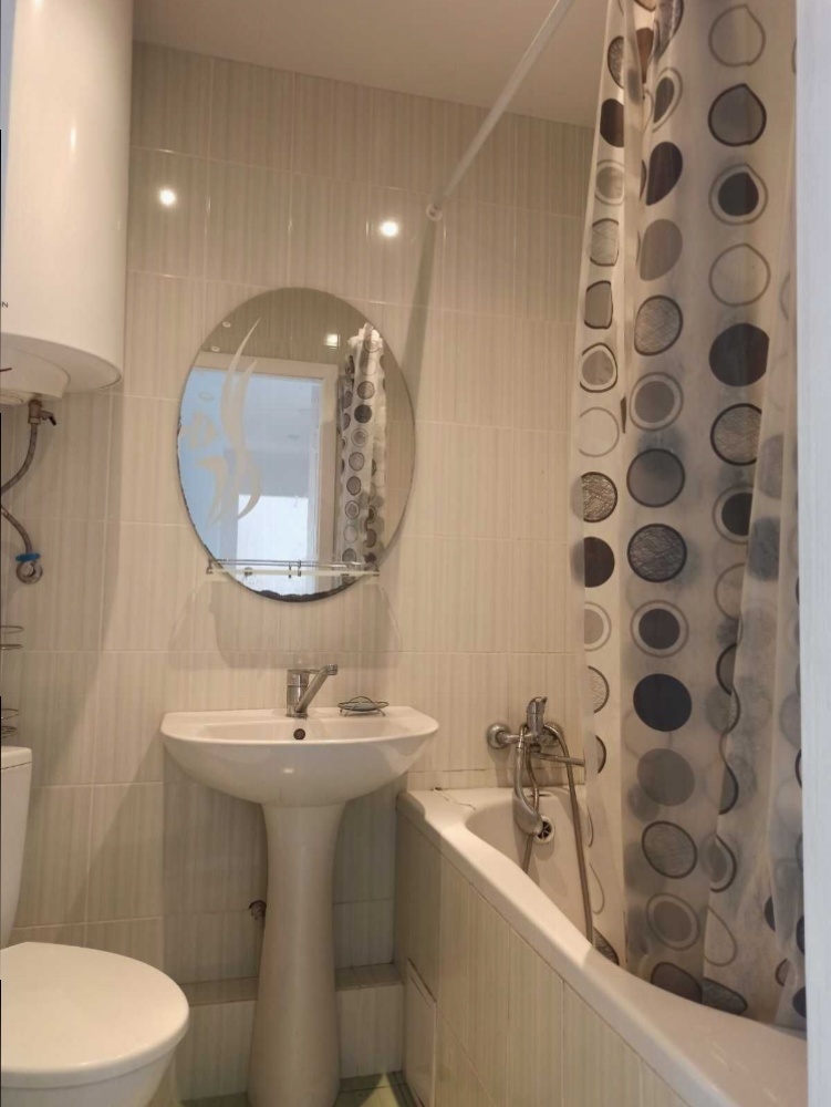 Продажа 3-комнатной квартиры 58 м², Героев просп., 3