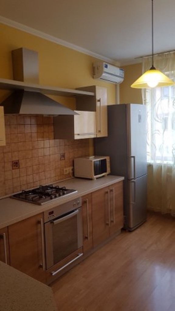 Продажа 3-комнатной квартиры 90 м², Клімпуша вул. мкр. Боздош