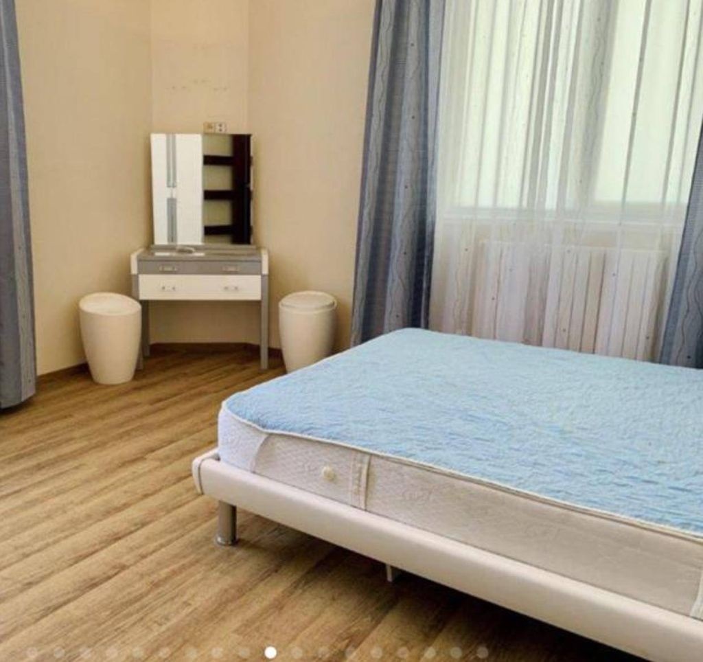 Продажа 4-комнатной квартиры 150 м², Гоголя пер.